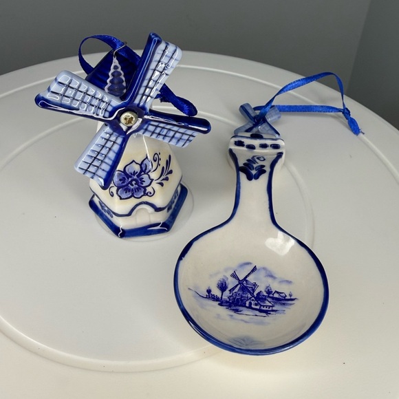 Other - Porcelain windmill decor